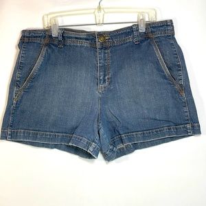 Women's Faded Glory Denim Jeans Shorts Size 18 Color 5 Pockets Distressed